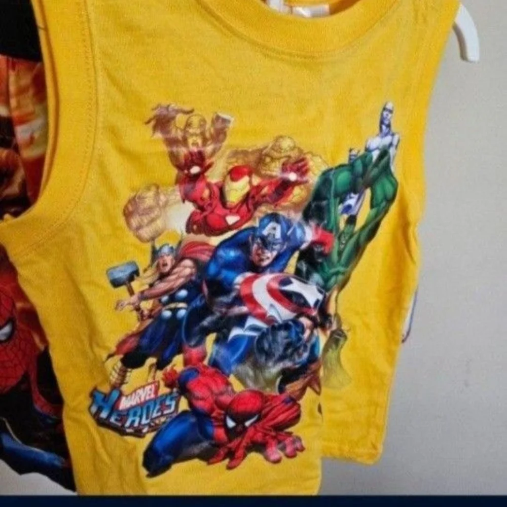 Vibrant Yellow Superhero Shirt And Short Swim Set with Marvel Graphics. Boys 5T - Picture 2 of 6